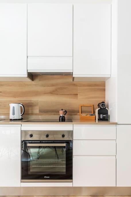 New Jungle & Charming Flat - Zona De Angeli Apartment Milan Bagian luar foto