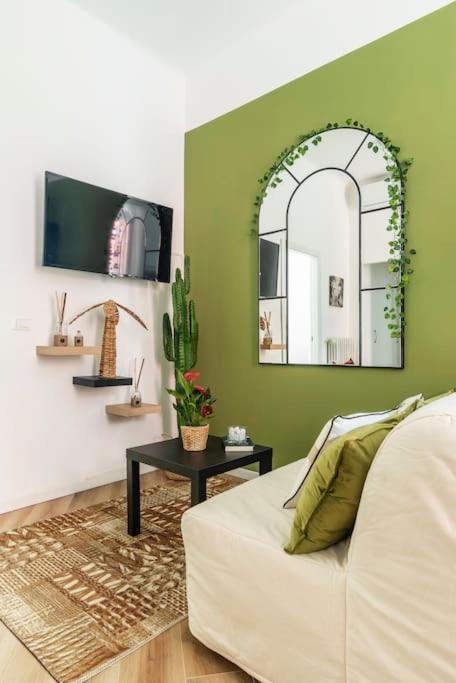 New Jungle & Charming Flat - Zona De Angeli Apartment Milan Bagian luar foto