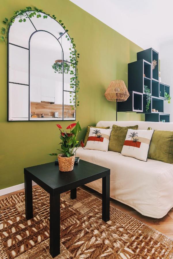 New Jungle & Charming Flat - Zona De Angeli Apartment Milan Bagian luar foto