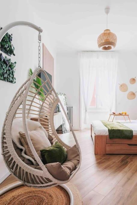 New Jungle & Charming Flat - Zona De Angeli Apartment Milan Bagian luar foto