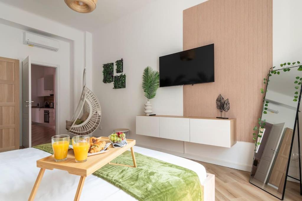 New Jungle & Charming Flat - Zona De Angeli Apartment Milan Bagian luar foto